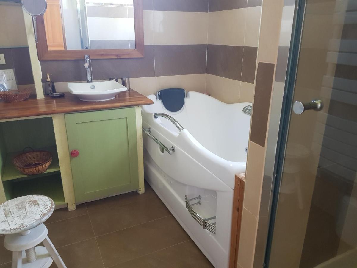 Maison Mimosa Salernes Eksteriør bilde
